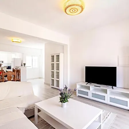 Light-flooded Loft In Cruz *